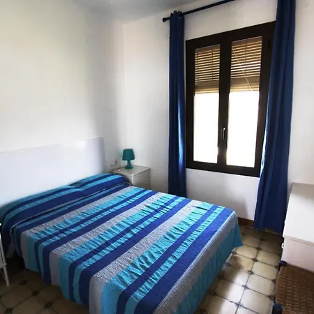 Daire Primera Linea De Mar - *